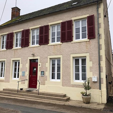 Le Voyageur Bed & Breakfast Saint-Bonnet-Troncais Luaran gambar