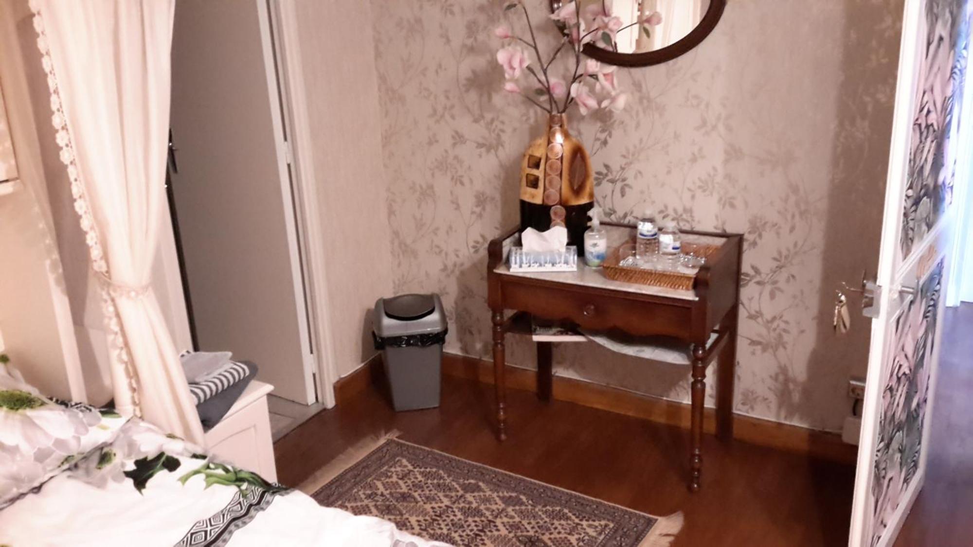 Le Voyageur Bed & Breakfast Saint-Bonnet-Troncais Luaran gambar