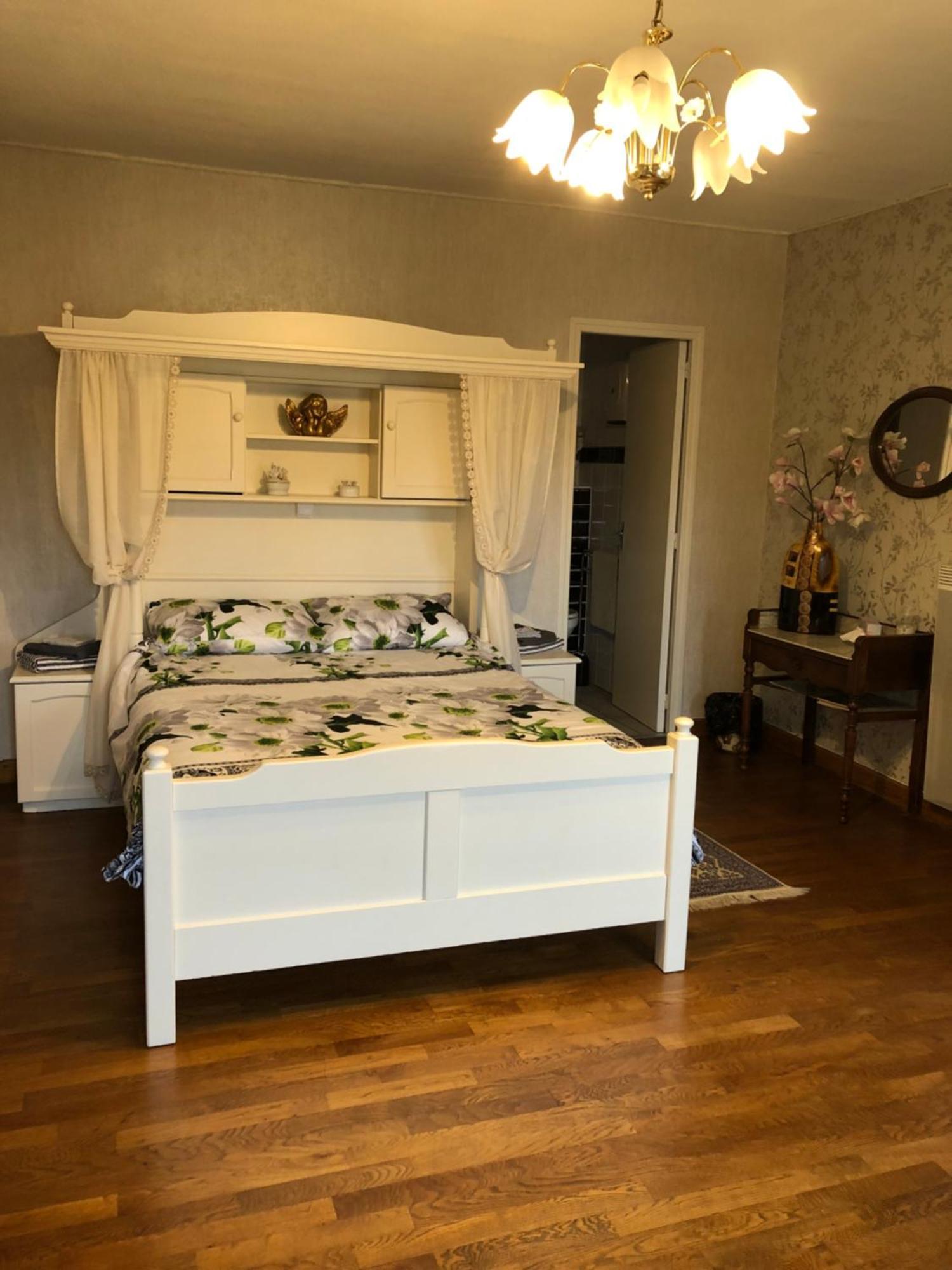 Le Voyageur Bed & Breakfast Saint-Bonnet-Troncais Luaran gambar
